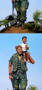 1/35 Soldier & Child by joe lo