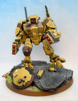 Tau Crisis Battlesuit XV89 - Deathtrain by Morkaj