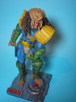 Predator- Judge Dredd by spidey
