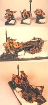Dwarf Bolt Thrower and Crew by 032125