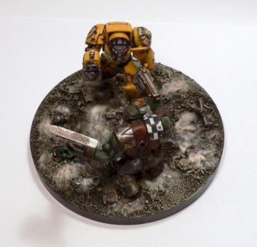 WD 345 Free minis in diorama by Bogen