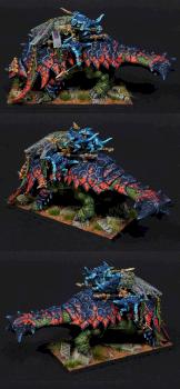 Lizardmen Bastiladon With Ark Of Sotek by BloodyBeast.com