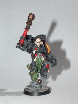 Imperial Fist Chaplain by paydmydues