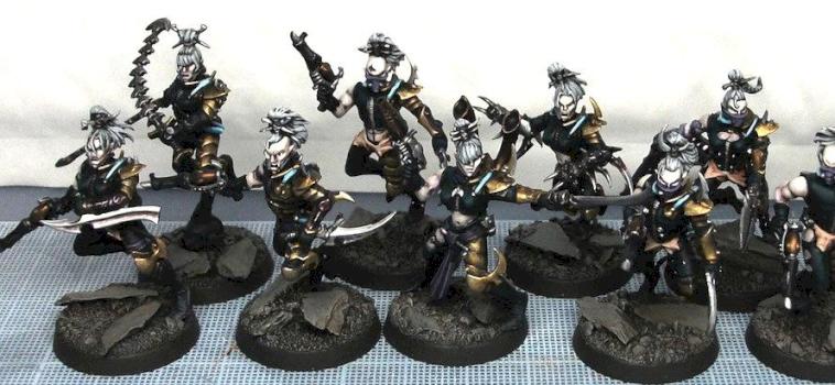 Dark Eldar Wyches by Vet Sgt Ezekiel