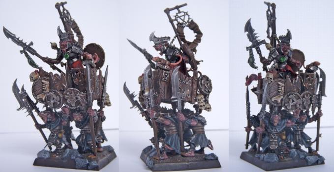 Skaven warlord on war-litter by Taan