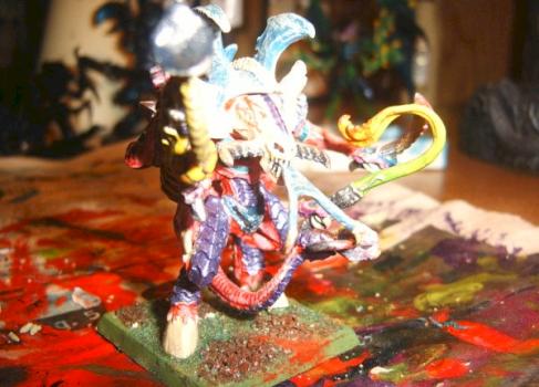 Old hive Tyranid by theblackswordmaster