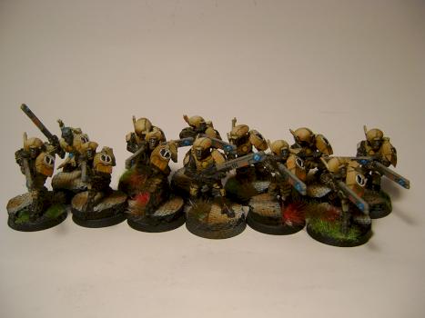 Tau Fire Warriors by Tryzna