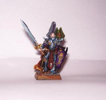 Dark Elf Dreadlord with sword by Xanatos