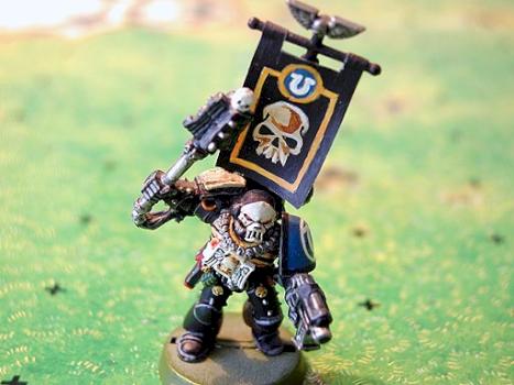 Ultramarines Ordenspriester by thesomberlain