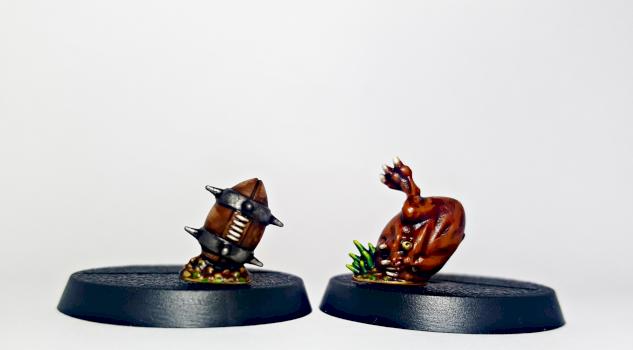 Blood Bowl (Games Workshop's 2016 Edition) Pig (Human) and Squig (Orc) Balls (Front) by Akaisamurai