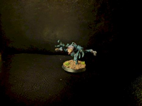 Glowing Eyes Genestealer by Brentox