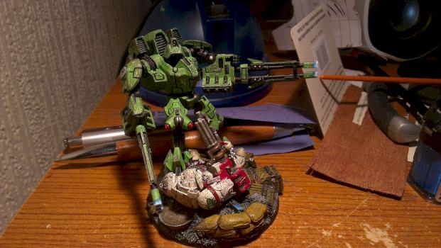 Tau XV9 Battlesuit by TheDarkApostle