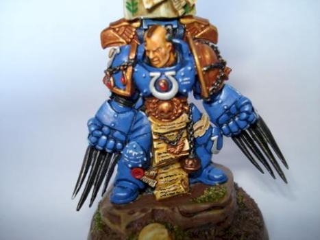 Captain SICARIUS (old) Space Marine by paintingknights