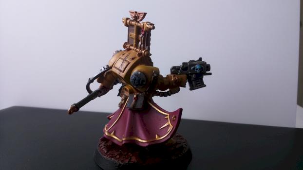 Imperial Fists Librarian Zenith Draco by Oliver