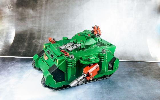 Space Marine Predator - Aurora Chapter by Irth
