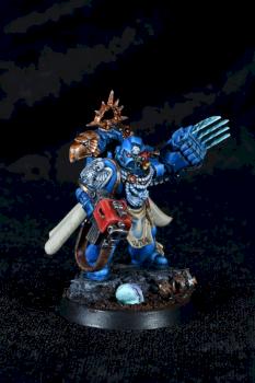 Ultramarines Captain by Huckleberry