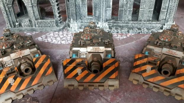 Warhammer 40k Iron Warriors Vindicators by dogparry