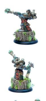 Hoarluk Doomshaper on Trunk by Salgoth