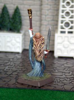 Bretonnian Damsel by esgalwen
