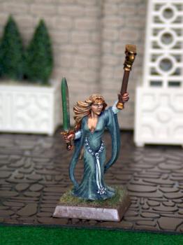 Bretonnian Damsel by esgalwen