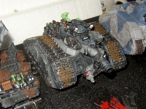 Looted Leman Russ by ShasO Sodit