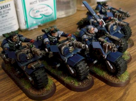 Crimson Fist Scout Bike squad by Spanglo
