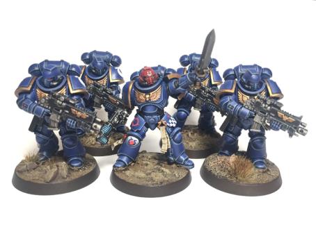 Ultramarine Intercessor Squad by lorenzolsp