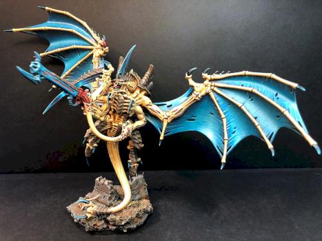 Tyranid Hive Tyrant by gellio