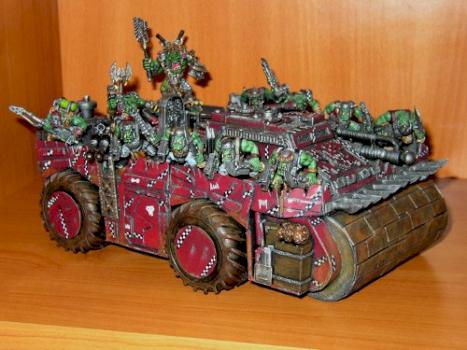 Ork Battlewagon by Tufzog
