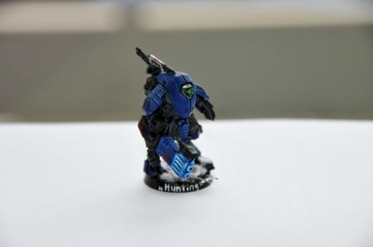 Tau Stealth Suit- Hunting by Guerillia