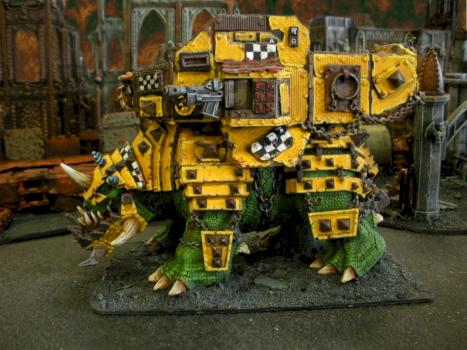Bad Moons Squiggoth (side view) by Little Lead Men