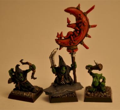 Snotling, Night goblin archer and Night goblin battle standard by oOBenOo