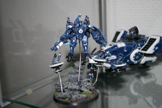 Tau Commander in Krisis Suit by Gilead