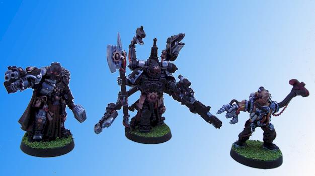 Deathwatch Techmarine w. Servitor and Sergant by DaTroll