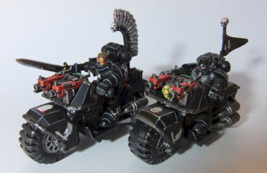 Dark Angels Ravenwing Bikes by Stront