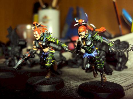 Dark Eldar wyches by Pervader