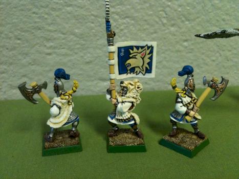 High elves white lions by Svetsarn