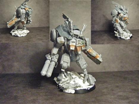 Tau Battlesuit. by lilizzyloser2008