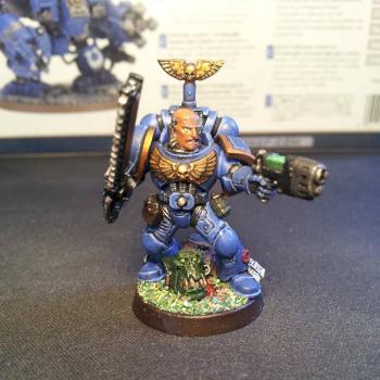 Space Marine (Ultramarine) Sergeant by Kalkstein
