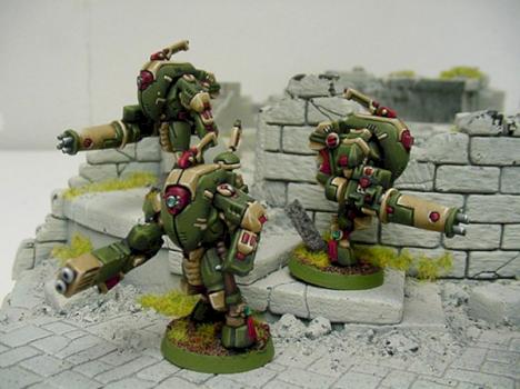 Tau stealth suit team by Paintingslave