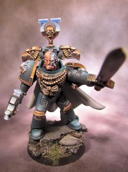 Ultramarines Captain by Je_Suis_Un_Geek