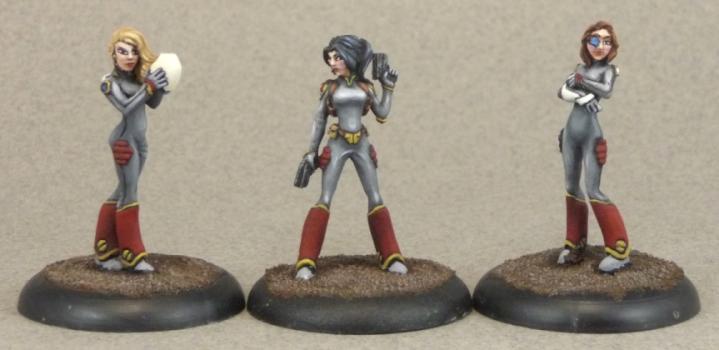 Effigy Miniatures Spaceship Crew by Citrine