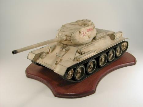T34/85 by Arn