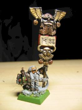 Dwarf Standartbearer by Beleth666