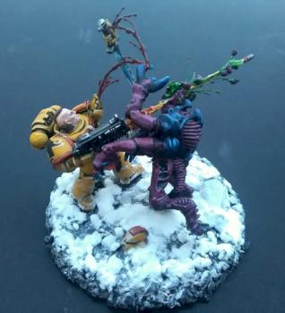 Imperial Fist Vs Genestealer by Azwaz