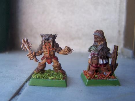 Barbarian and crossbowman dwarves by morenosun