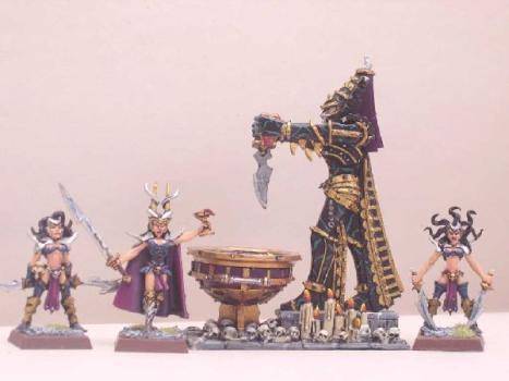 Dark elf blood cauldron - Chaudron de sang elfes noirs by Naoned