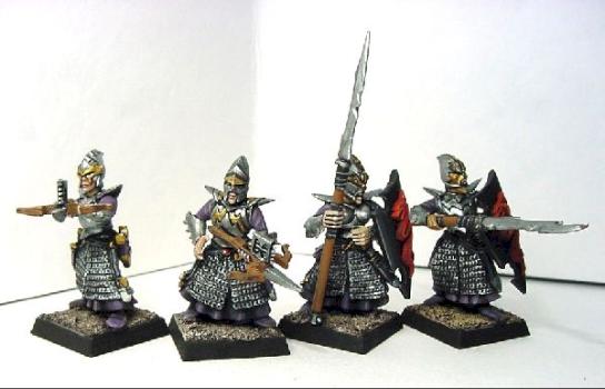 Another mini by Seaweedshark