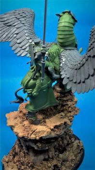 Bretonnian King - Converted Character Mounted on Hippogryph (other views) by thistledoo minis