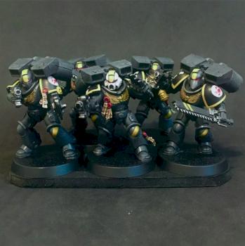 Red Scorpion Assault Squad by KennysFigureProjects